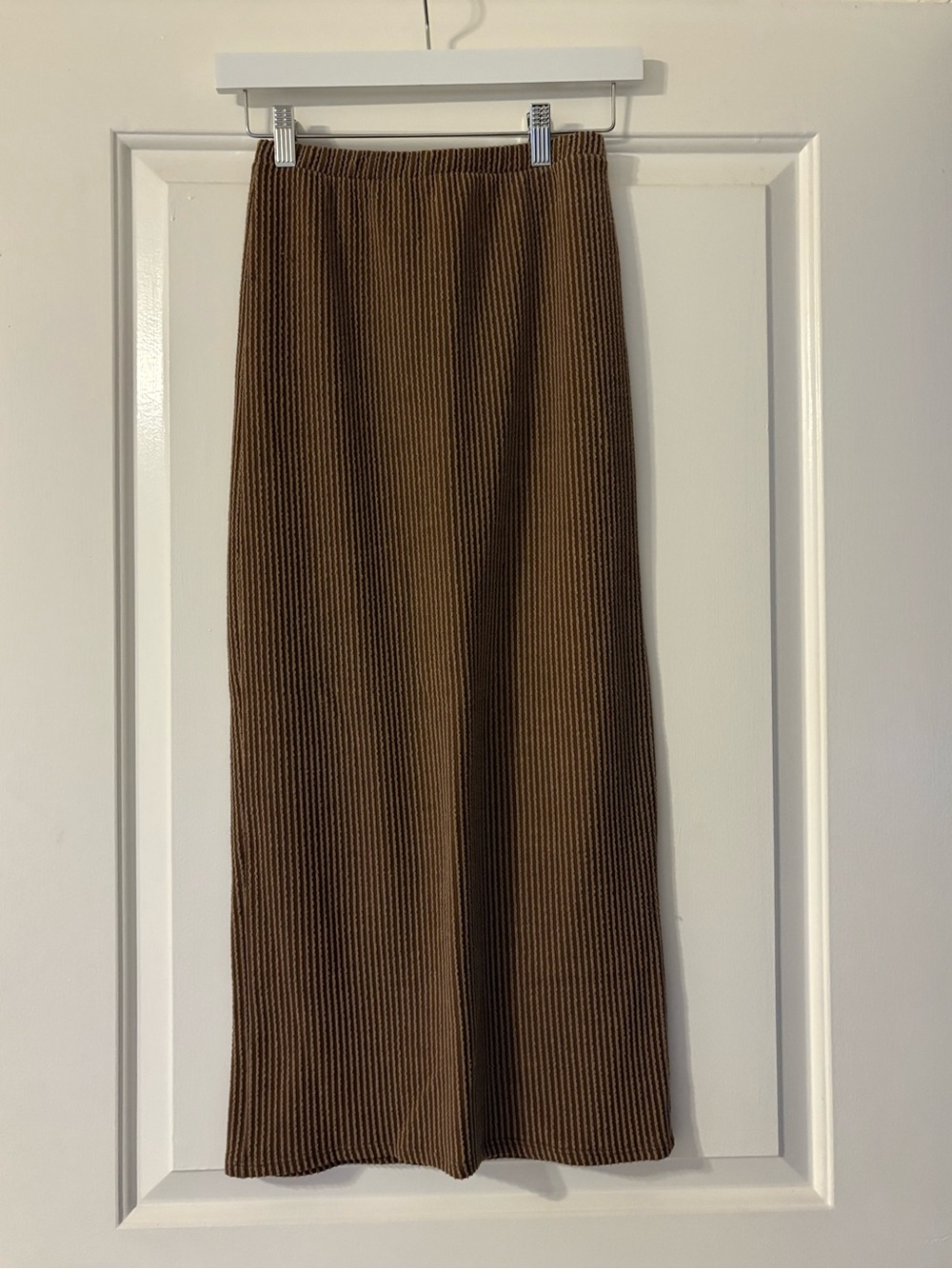 Teenbell Tan Maxi Skirt Ribbed Body-Con 
XS